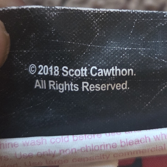 FNAF Five Nights at Freddys Reversible Comforter & Bed Sheet Pillowcase Set RARE - Picture 3 of 9